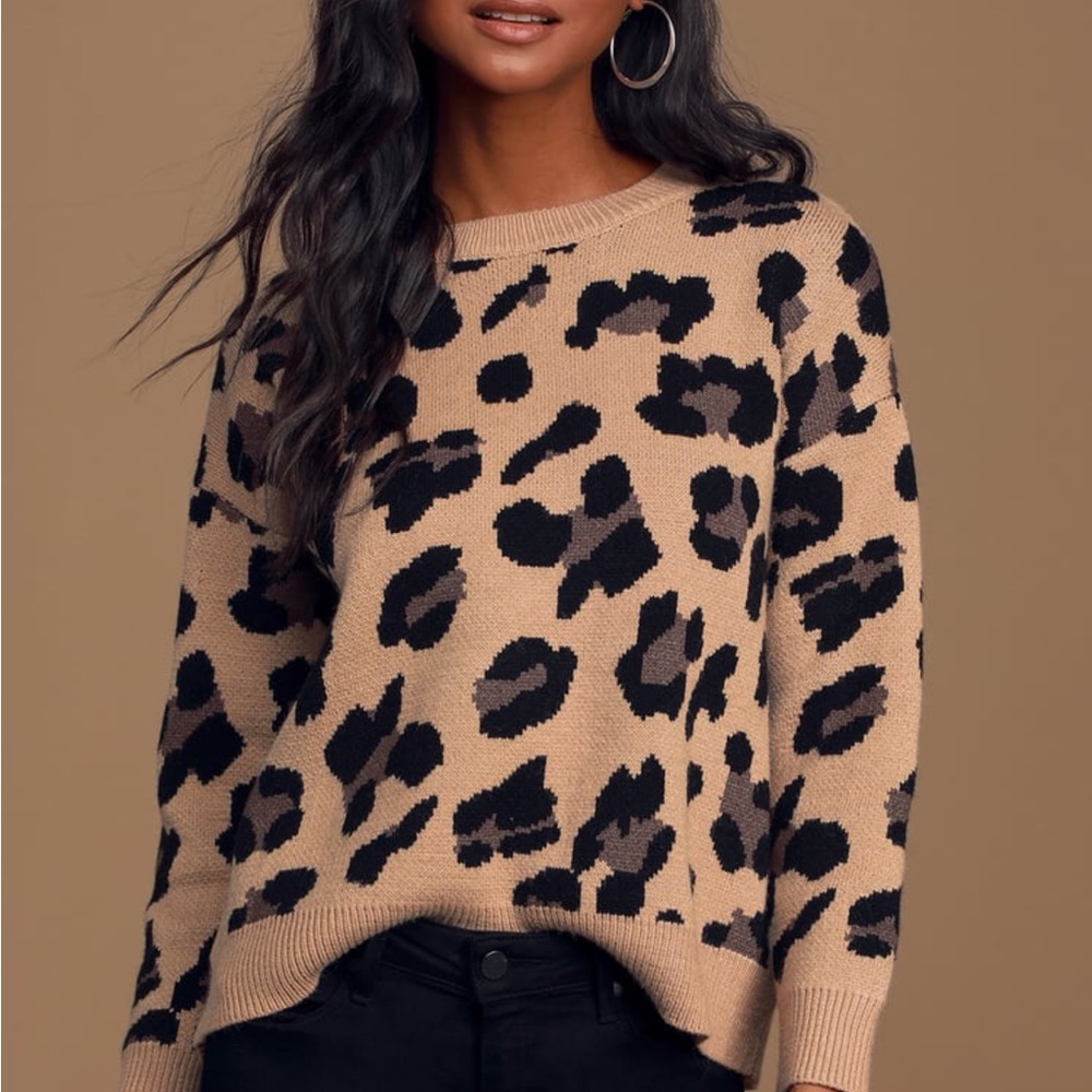🆕 Roam Free Beige Leopard Print Knit Sweater